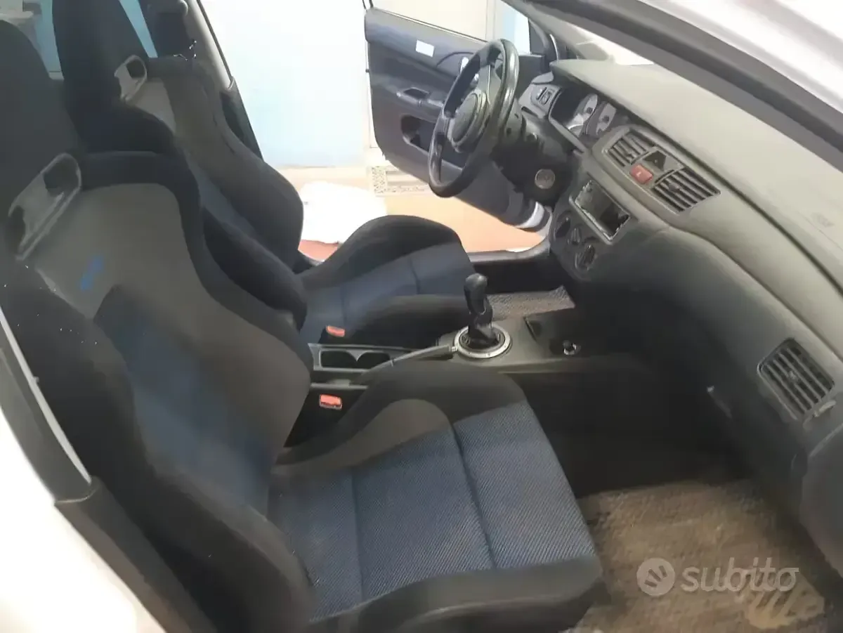 Usata Mitsubishi Lancer 2003