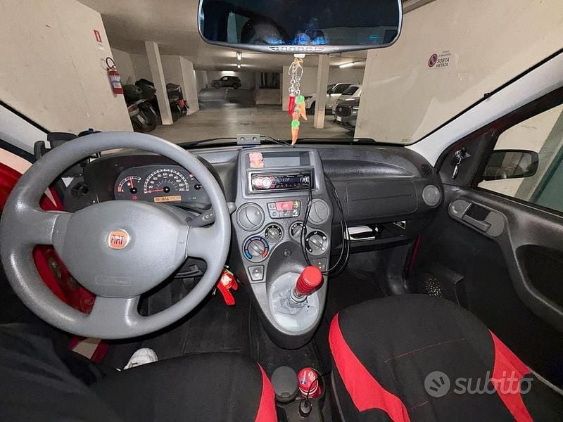 Usata Fiat Panda Active 54 CV (39 kW) 2009 Rosso Berlina