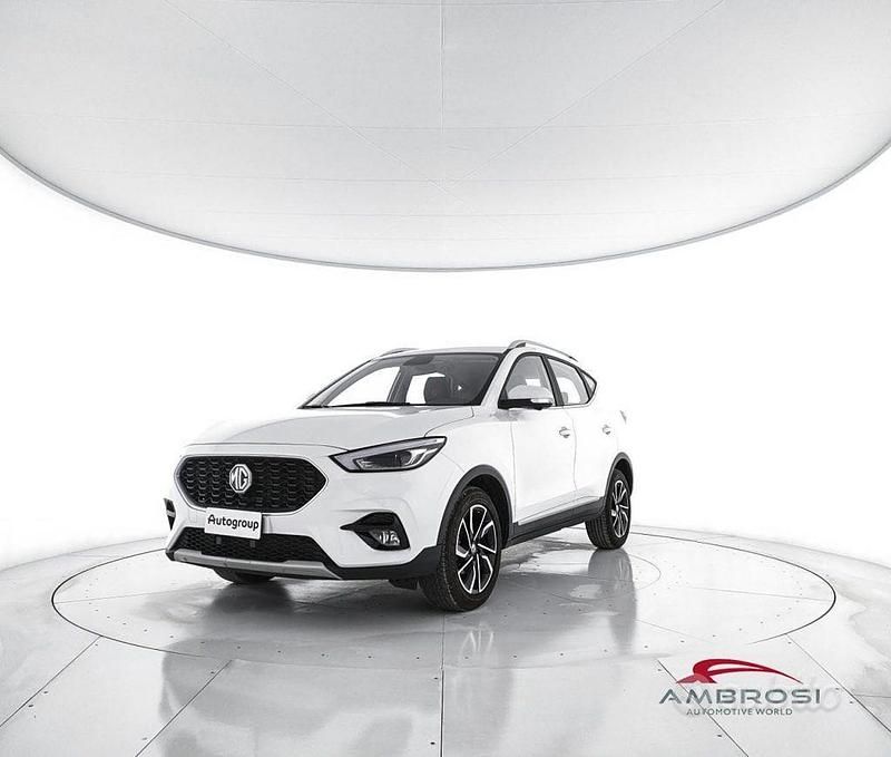 Usata MG ZS Luxury 106 CV (77 kW) 2024 Bianco SUV