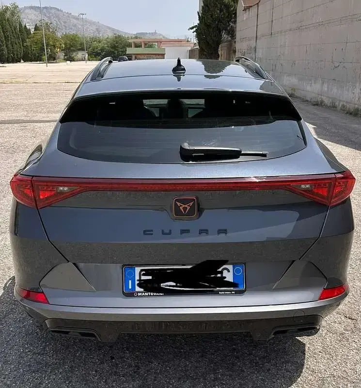 Usata Cupra Formentor 150 CV (110 kW) 2023 Grigio SUV