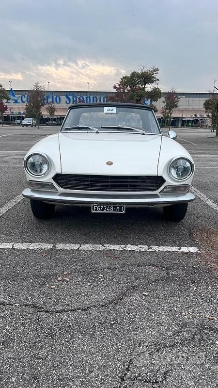 Usata Fiat 124 Spider 1960 Bianco Cabrio