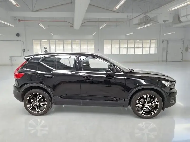 Usata Volvo XC40 Inscription 179 CV (131 kW) 2021 Nero SUV