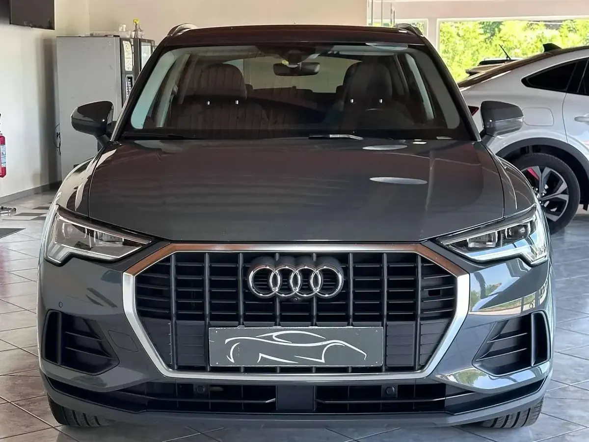 Usata Audi Q3 Advanced 150 CV (110 kW) 2023 Grigio nano SUV