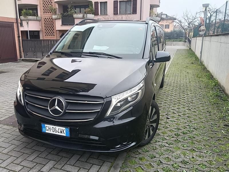Usata Mercedes Vito 2022 Nero Furgone