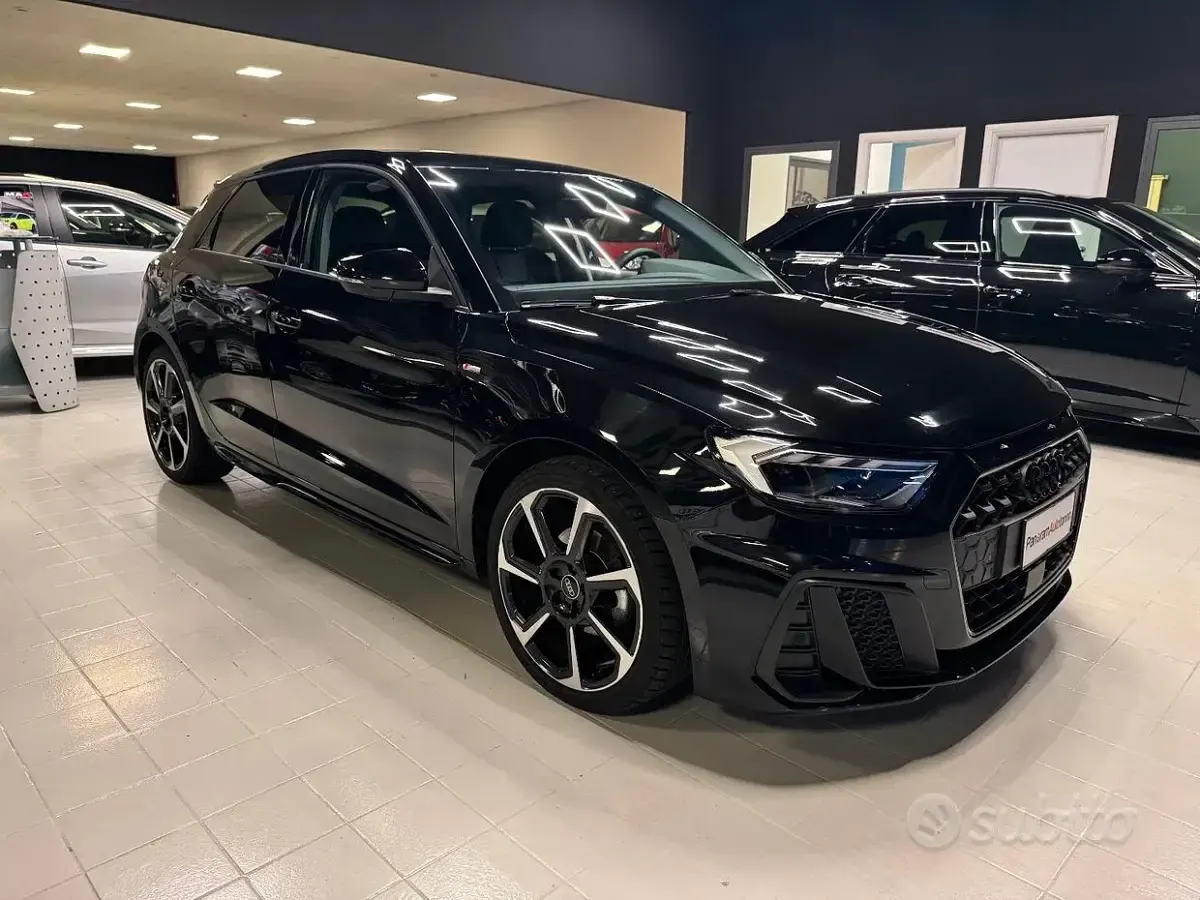 Usata Audi A1 S-line plus 116 CV (85 kW) 2025 Nero SUV