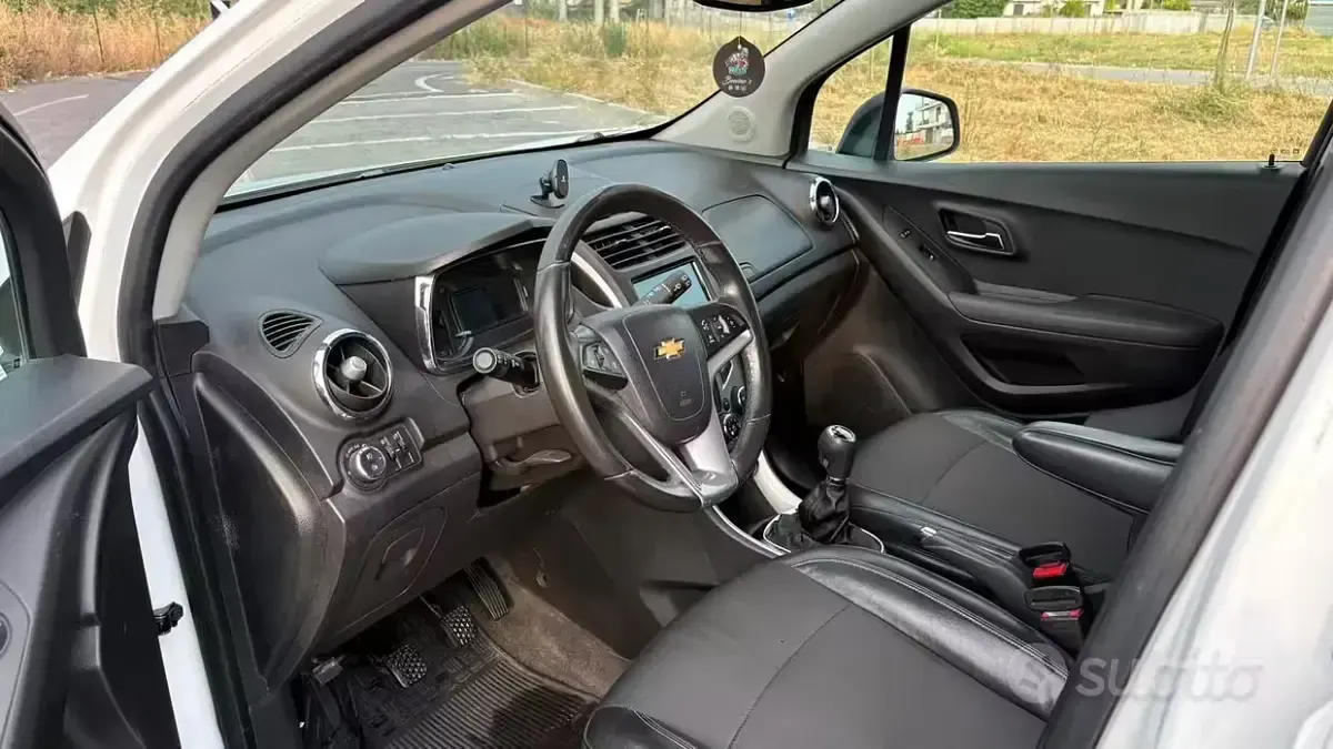 Usata Chevrolet Trax 131 CV (96 kW) 2013 Bianco SUV