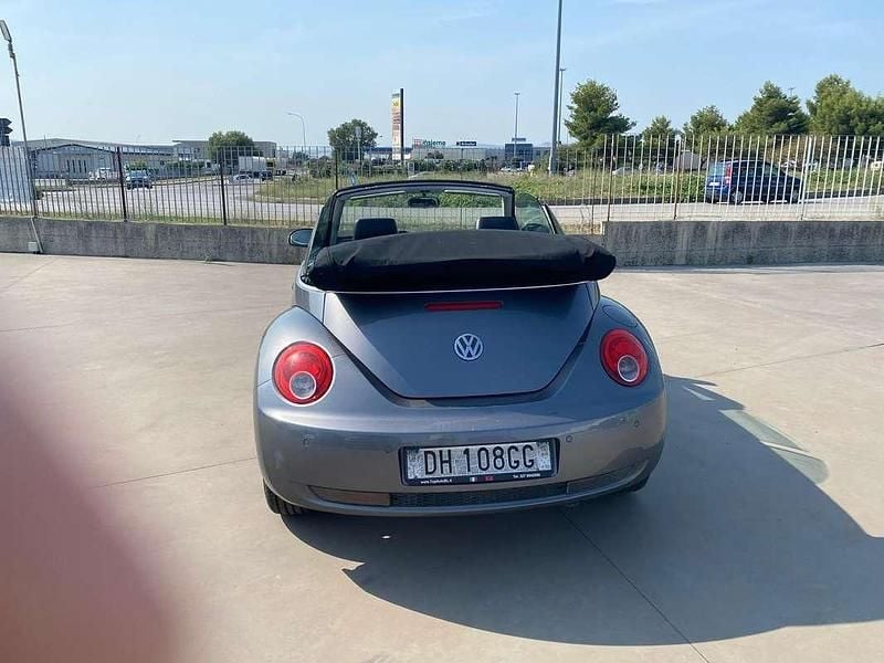 Usata VW New Beetle 102 CV (75 kW) 2007 Utilitaria