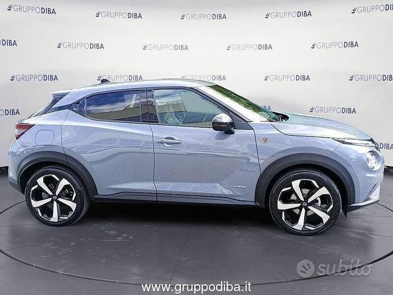 Usata Nissan Juke Tekna 143 CV (105 kW) 2024 Grigio SUV