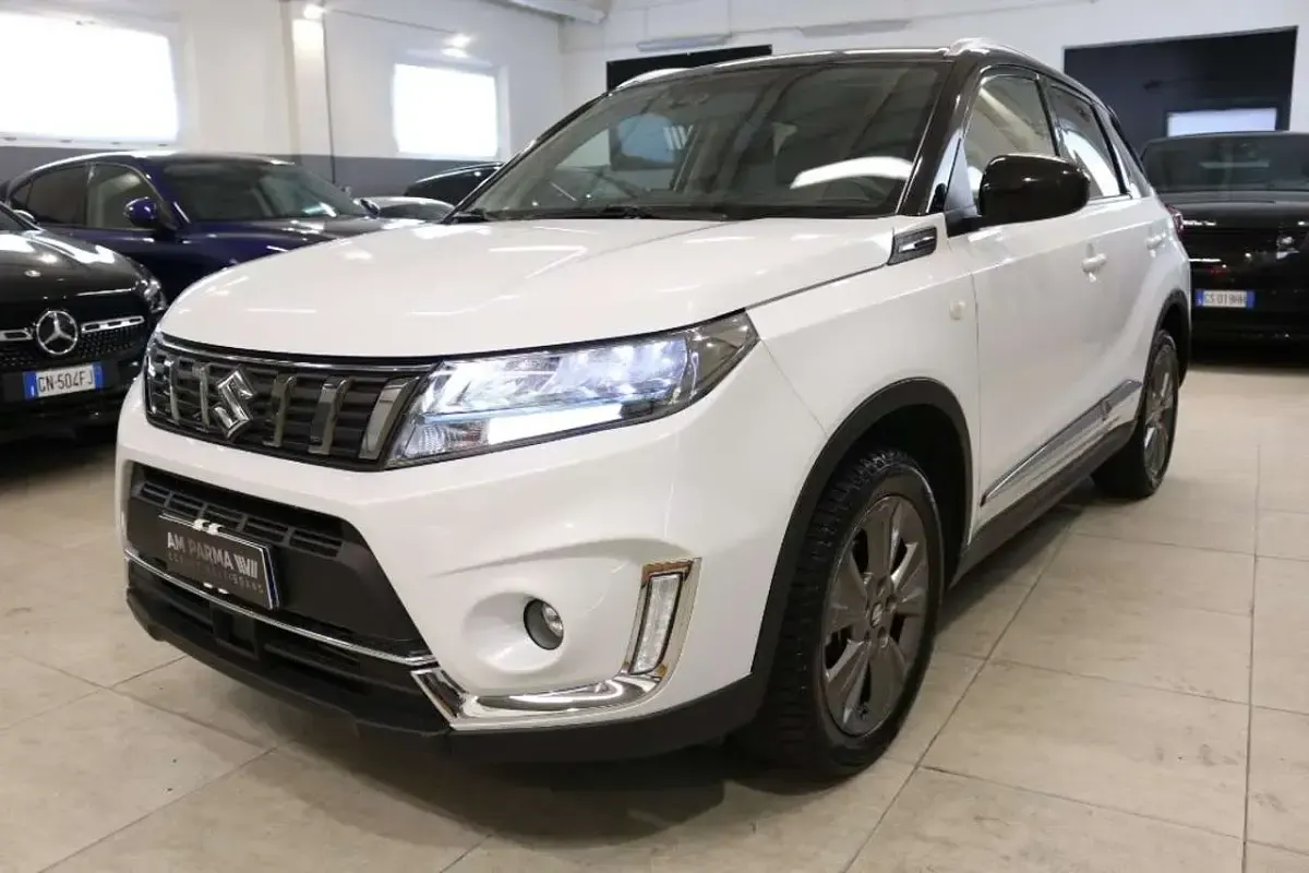 Usata Suzuki Vitara Cool 129 CV (94 kW) 2021 Bianco SUV
