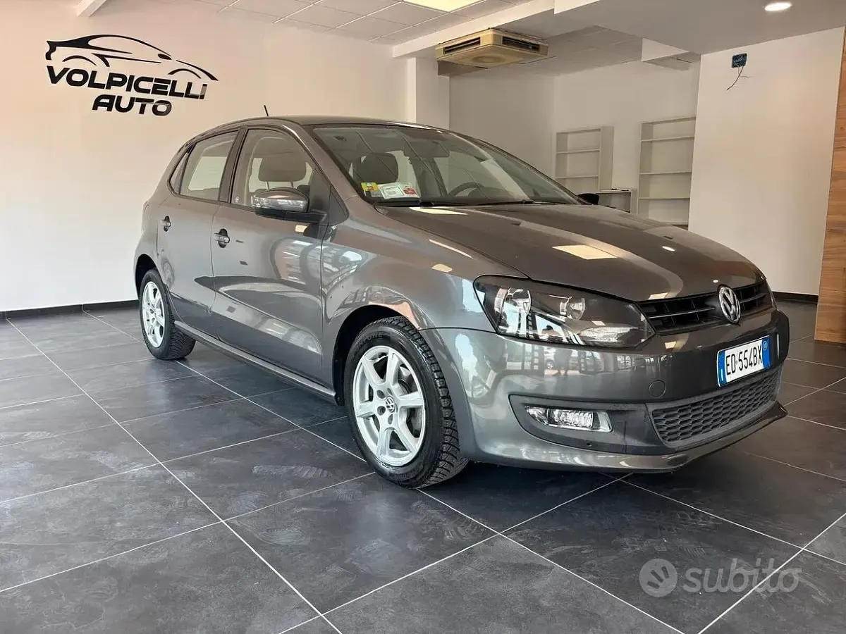 Usata VW Polo 90 CV (66 kW) 2010 Grigio Utilitaria