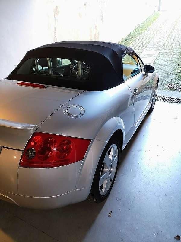 Usata Audi TT Roadster 179 CV (131 kW) 2000 Cabrio