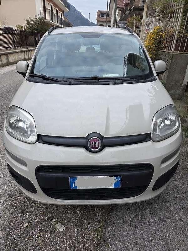 Usata Fiat Panda Easy 86 CV (63 kW) 2015 Utilitaria