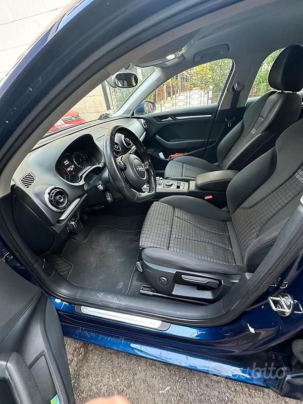 Usata Audi A3 Ambition 150 CV (110 kW) 2014 Blu Berlina