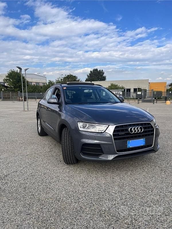 Usata Audi Q3 Design 150 CV (110 kW) 2015 Grigio SUV