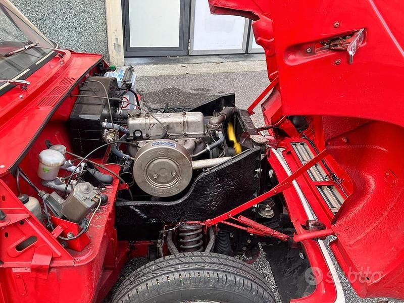 Usata Triumph Herald 1970 Rosso Cabrio