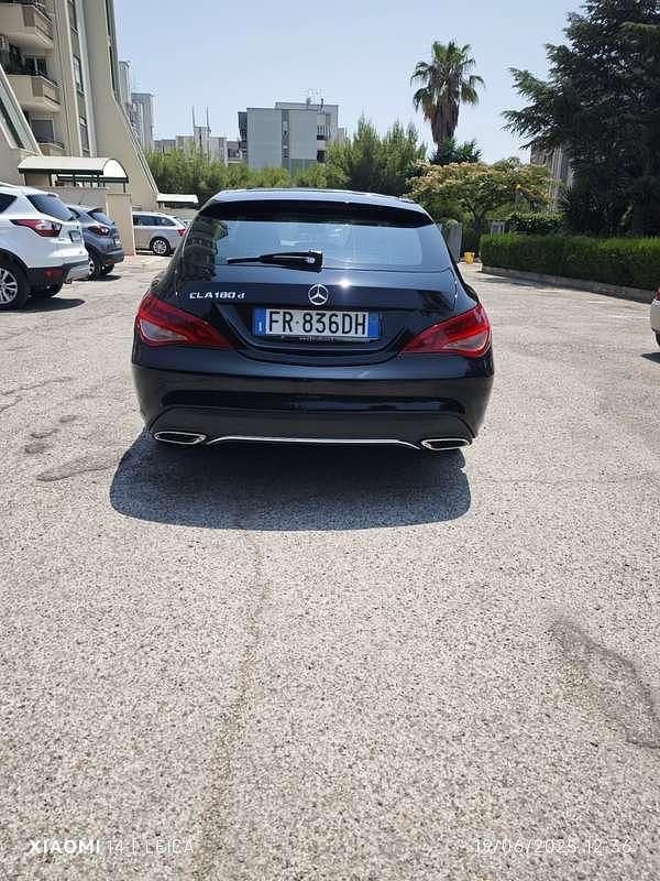 Usata Mercedes CLA180 Shooting Brake Edition 109 CV (80 kW) 2018 Station wagon