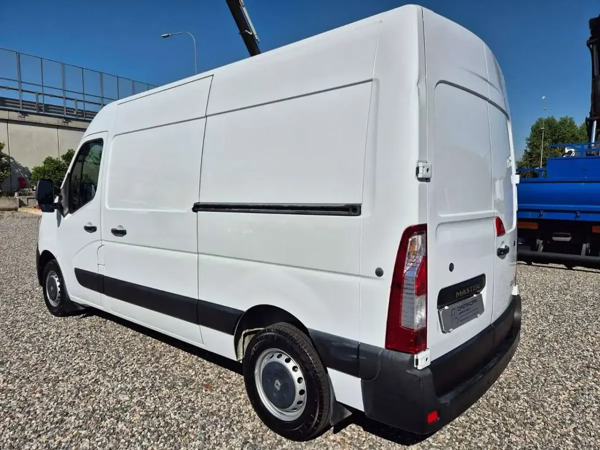 Usata Renault Master 150 CV (110 kW) 2020 Bianco Monovolume