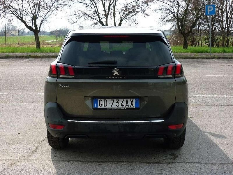 Usata Peugeot 5008 Allure 131 CV (96 kW) 2020 Grigio SUV