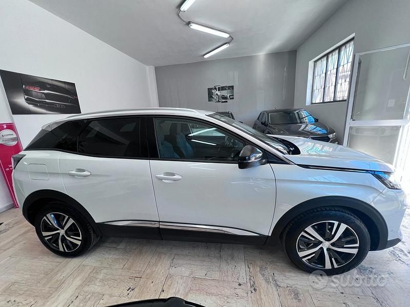 Usata Peugeot 3008 Allure 131 CV (96 kW) 2021 Bianco Station wagon