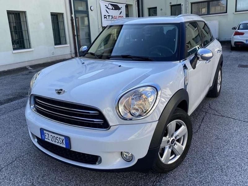 Usata Mini One D Countryman 90 CV (66 kW) 2015 Bianco SUV