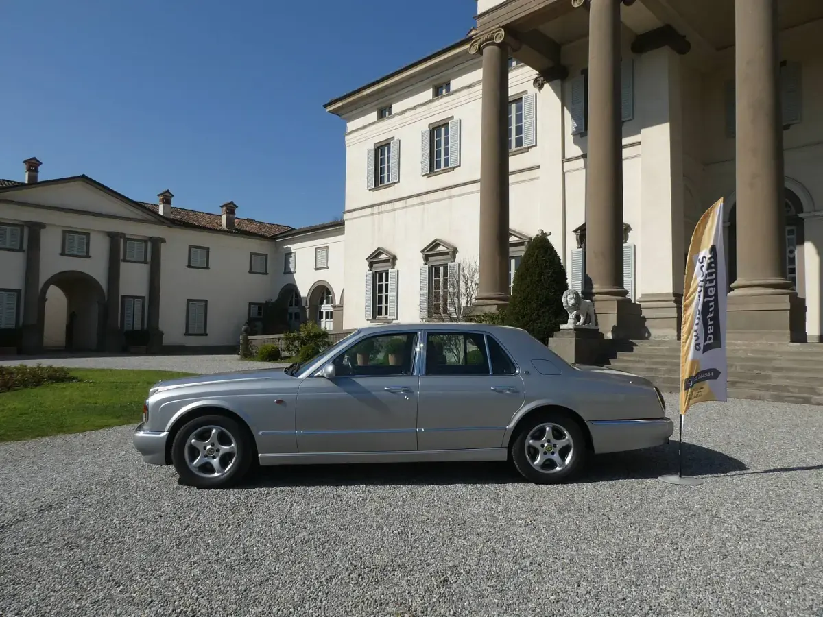 Usata Bentley Arnage 354 CV (260 kW) 1999 Argento Berlina