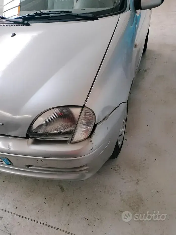 Usata Fiat 1800 54 CV (39 kW) 2006 Grigio Berlina