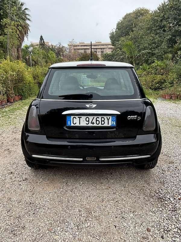 Usata Mini One D 75 CV (55 kW) 2005 Utilitaria