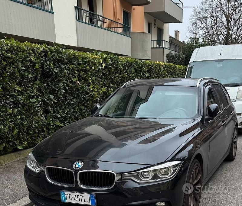 Usata BMW 320 200 CV (147 kW) 2016 Nero Station wagon