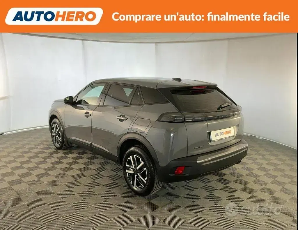 Occasion Peugeot 2008 Active 101 ch (74 kW) 2024 Gris SUV
