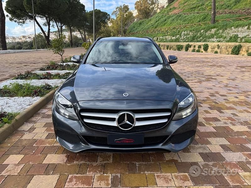 Usata Mercedes C220 Executive 170 CV (125 kW) 2015 Grigio Station wagon