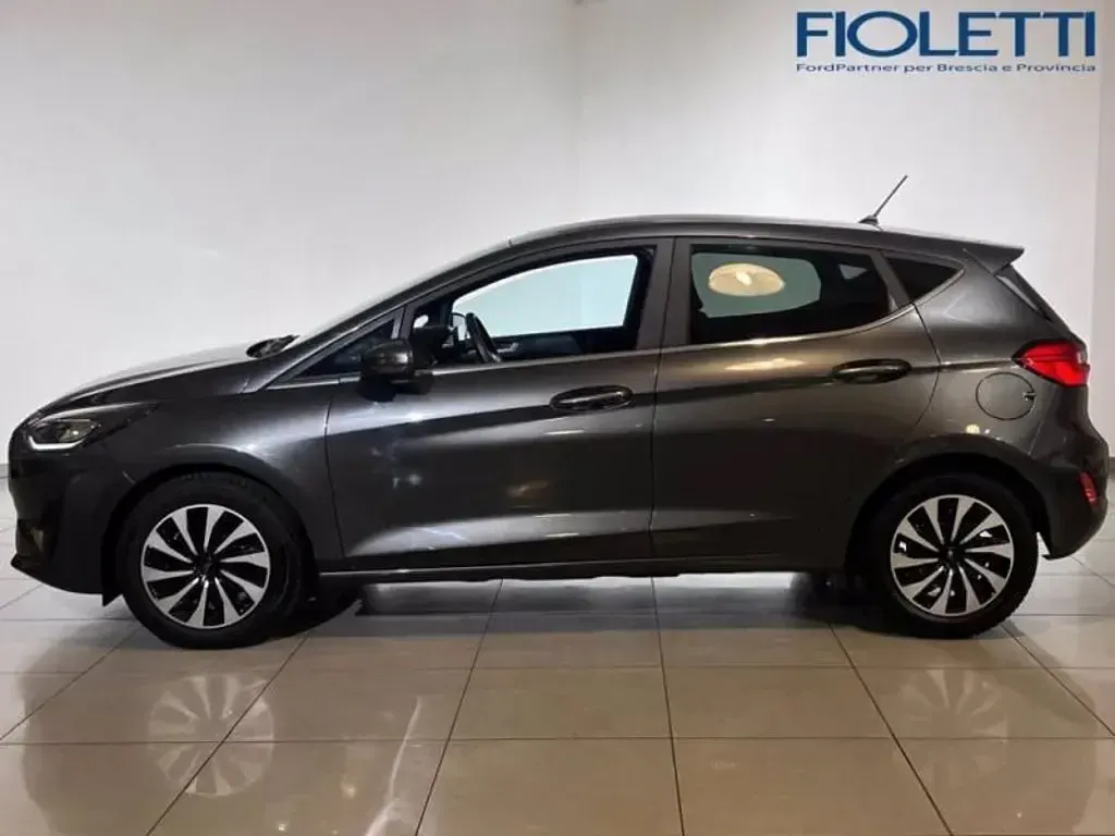 Usata Ford Fiesta Titanium 75 CV (55 kW) 2023 Magnetic grey (metallizzato) Utilitaria
