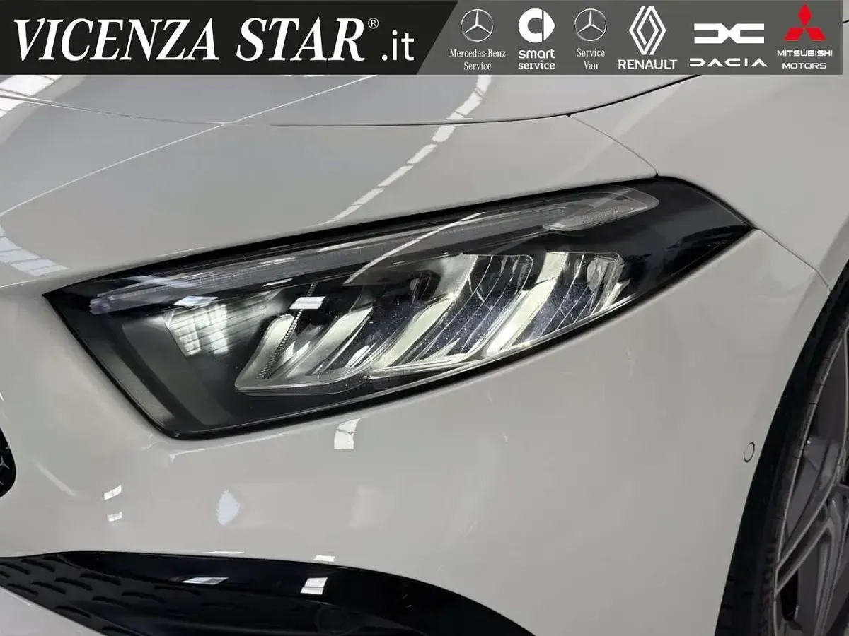 Usata Mercedes A180 Advanced 116 CV (85 kW) 2024 Bianco polare Berlina