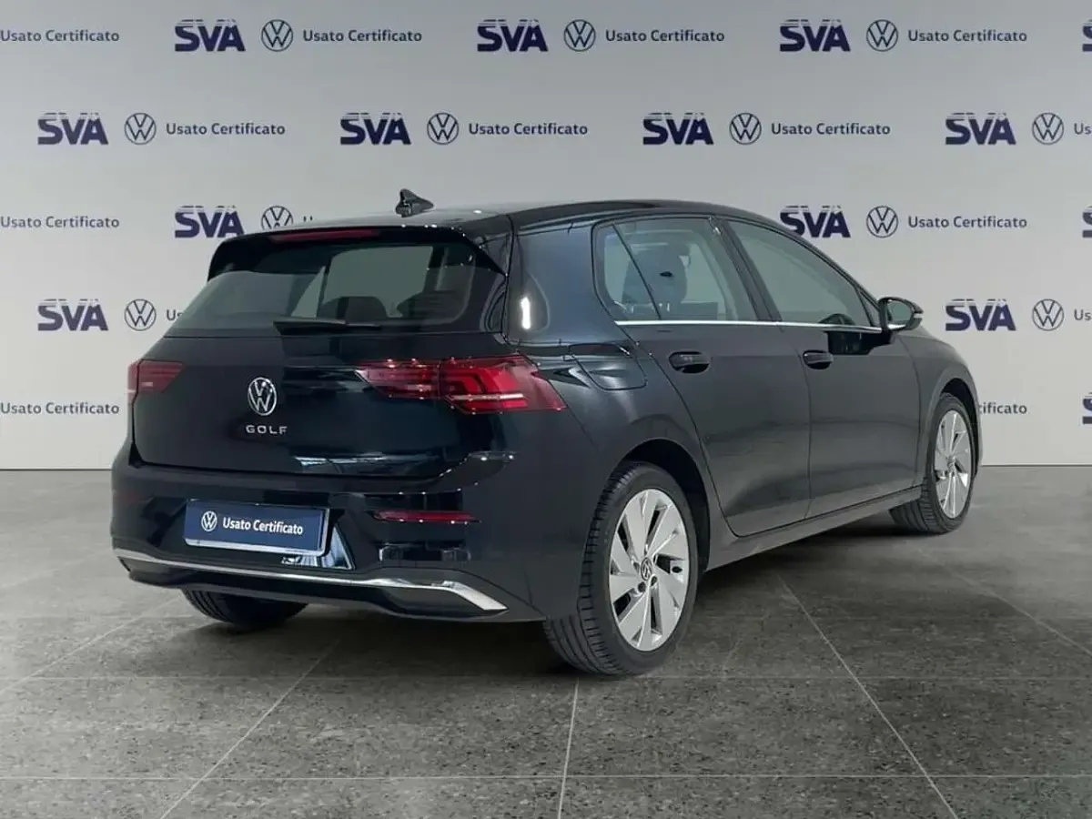 Usata VW Golf VIII Style 150 CV (110 kW) 2025 Nero Berlina