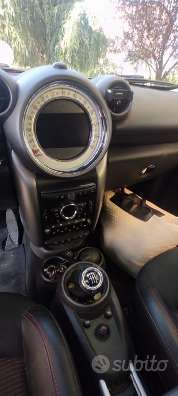 Usata Mini Countryman 111 CV (81 kW) 2012 Grigio SUV