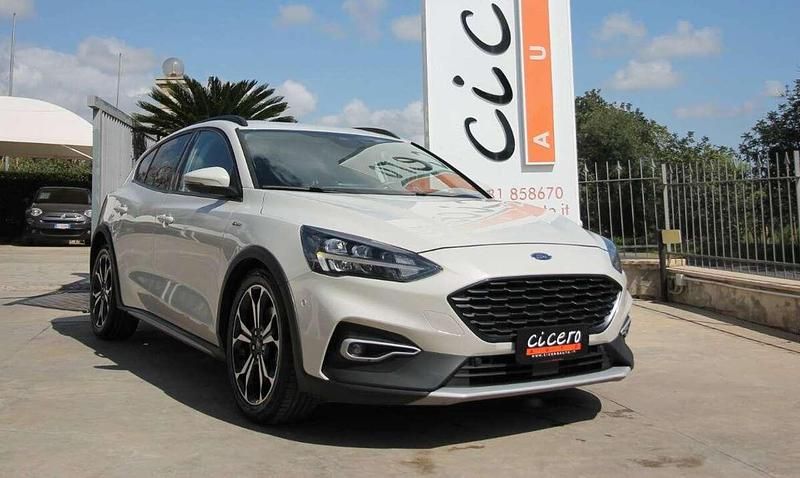 Usata Ford Focus Active 120 CV (88 kW) 2019 Beige