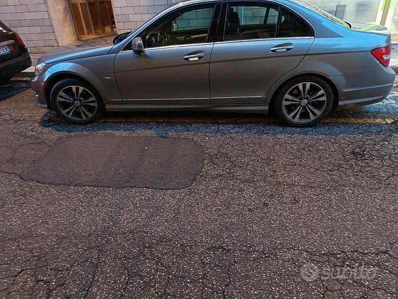 Usata Mercedes C220 170 CV (125 kW) 2012 Berlina