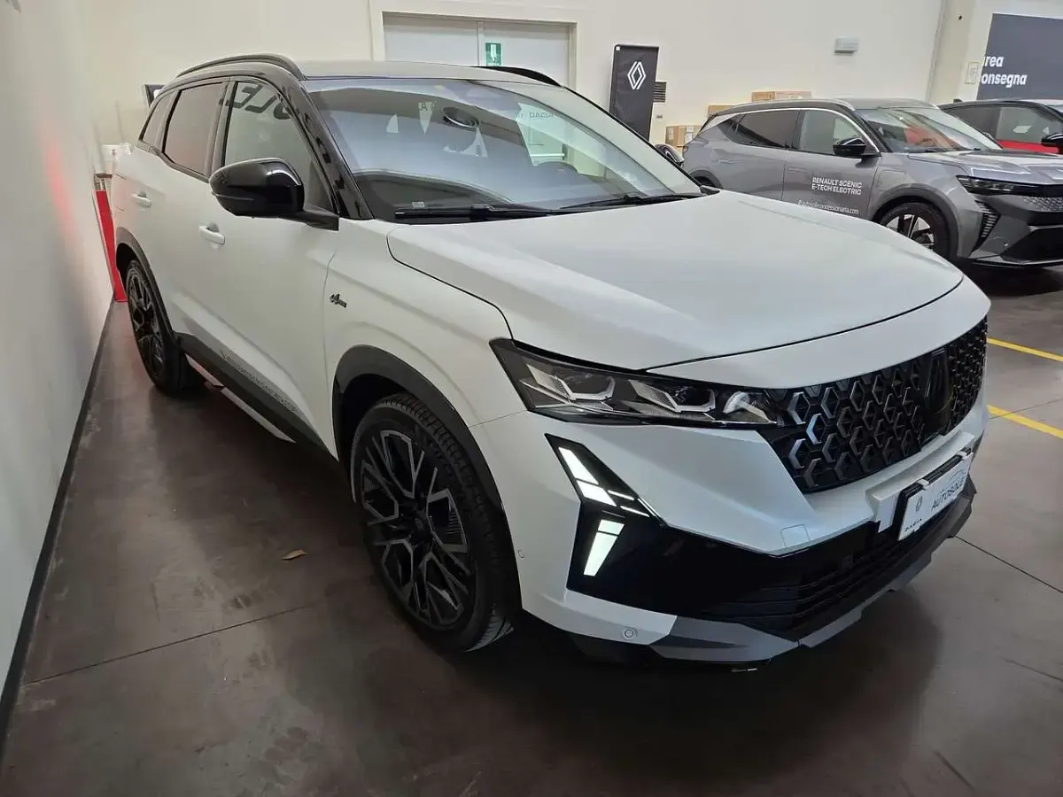Usata Renault Austral Esprit Alpine 199 CV (146 kW) 2025 Other SUV