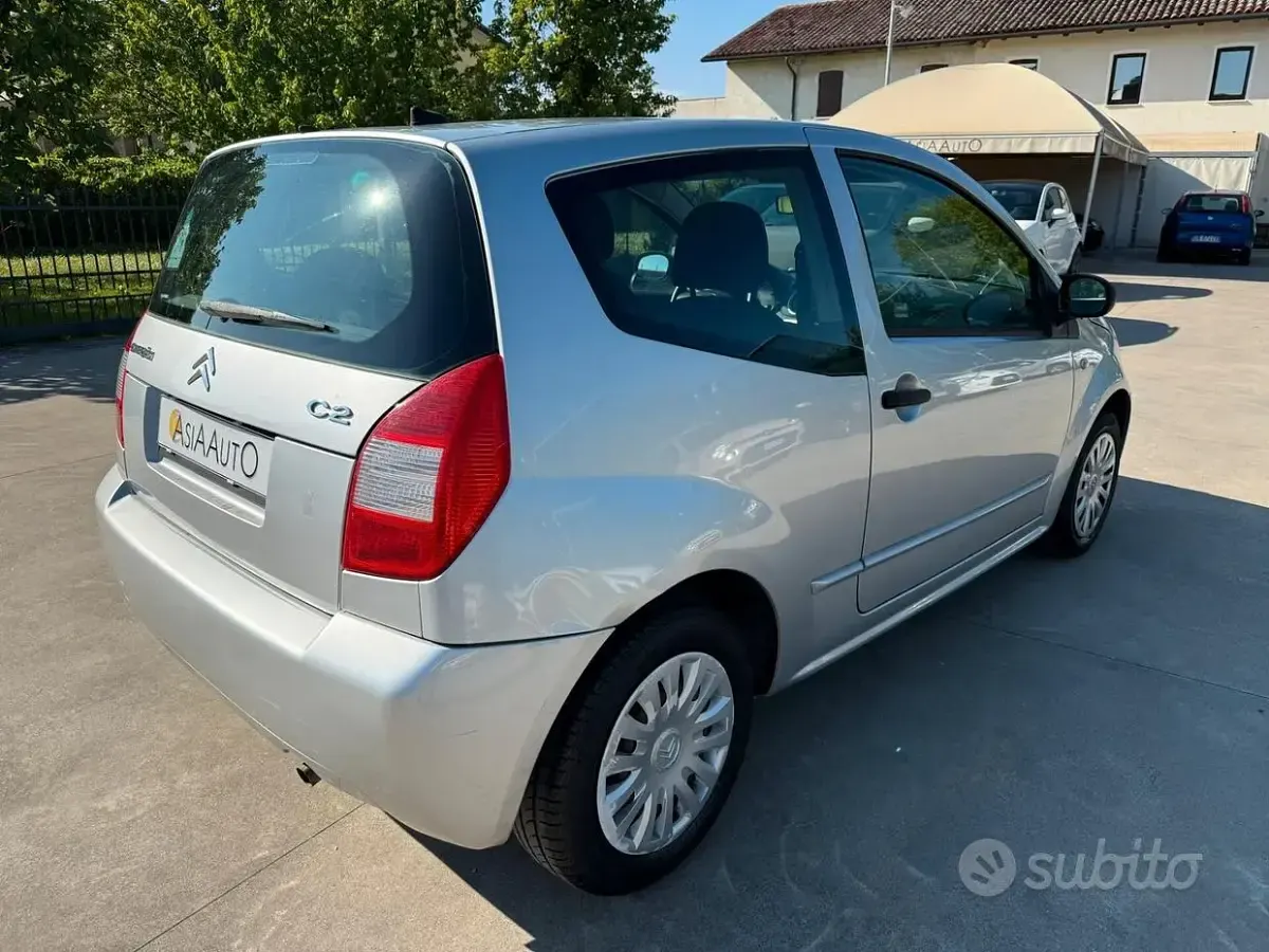 Usata Citroën C2 60 CV (44 kW) 2009 Grigio Utilitaria