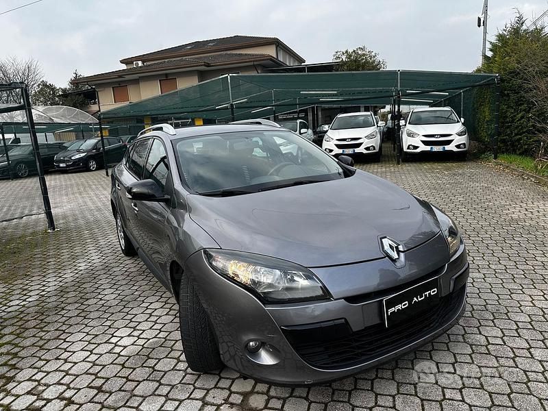 Usata Renault Mégane GT Line GT-Line 110 CV (80 kW) 2012 Grigio Berlina