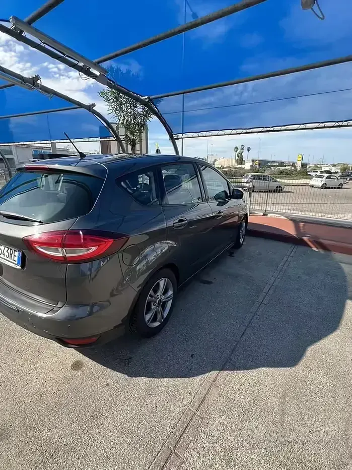 Occasion Ford C-MAX 120 ch (88 kW) 2018 Monospace