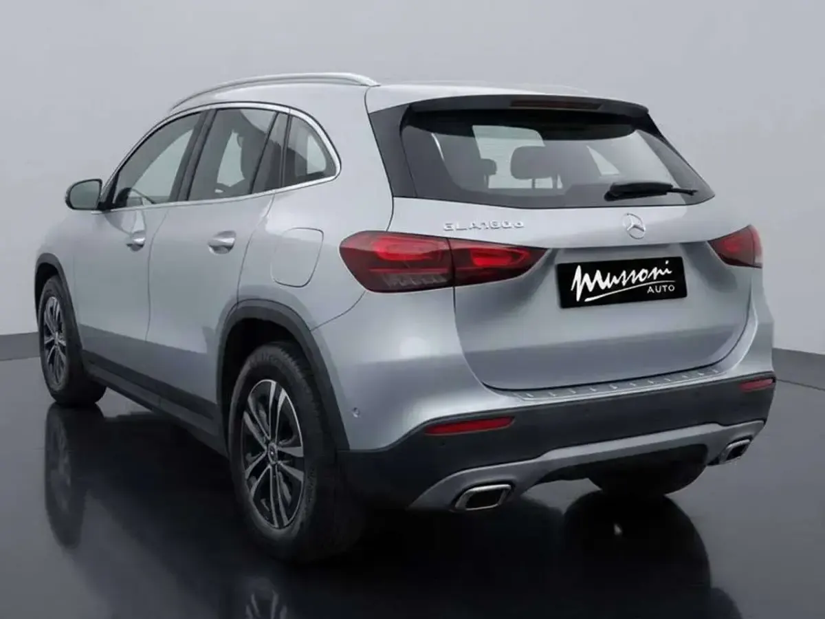 Usata Mercedes GLA180 Advanced 116 CV (85 kW) 2025 Argento met. SUV