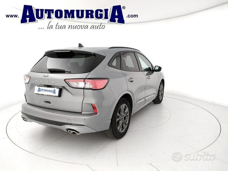 Usata Ford Kuga ST-Line 120 CV (88 kW) 2022 Grigio SUV