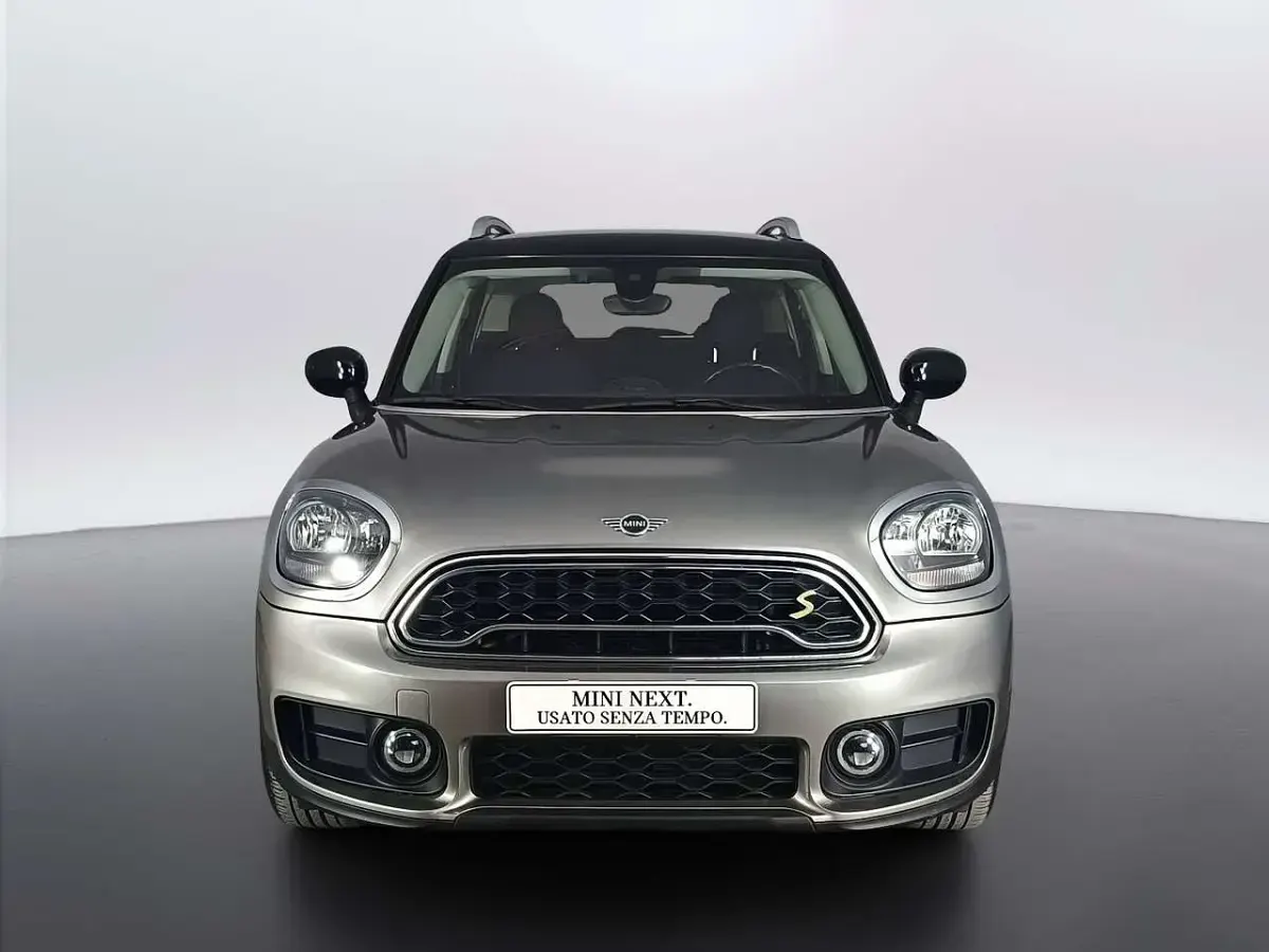 Käytetty Mini Cooper S Countryman 136 HP (100 kW) 2020 Hopea Katumaasturi
