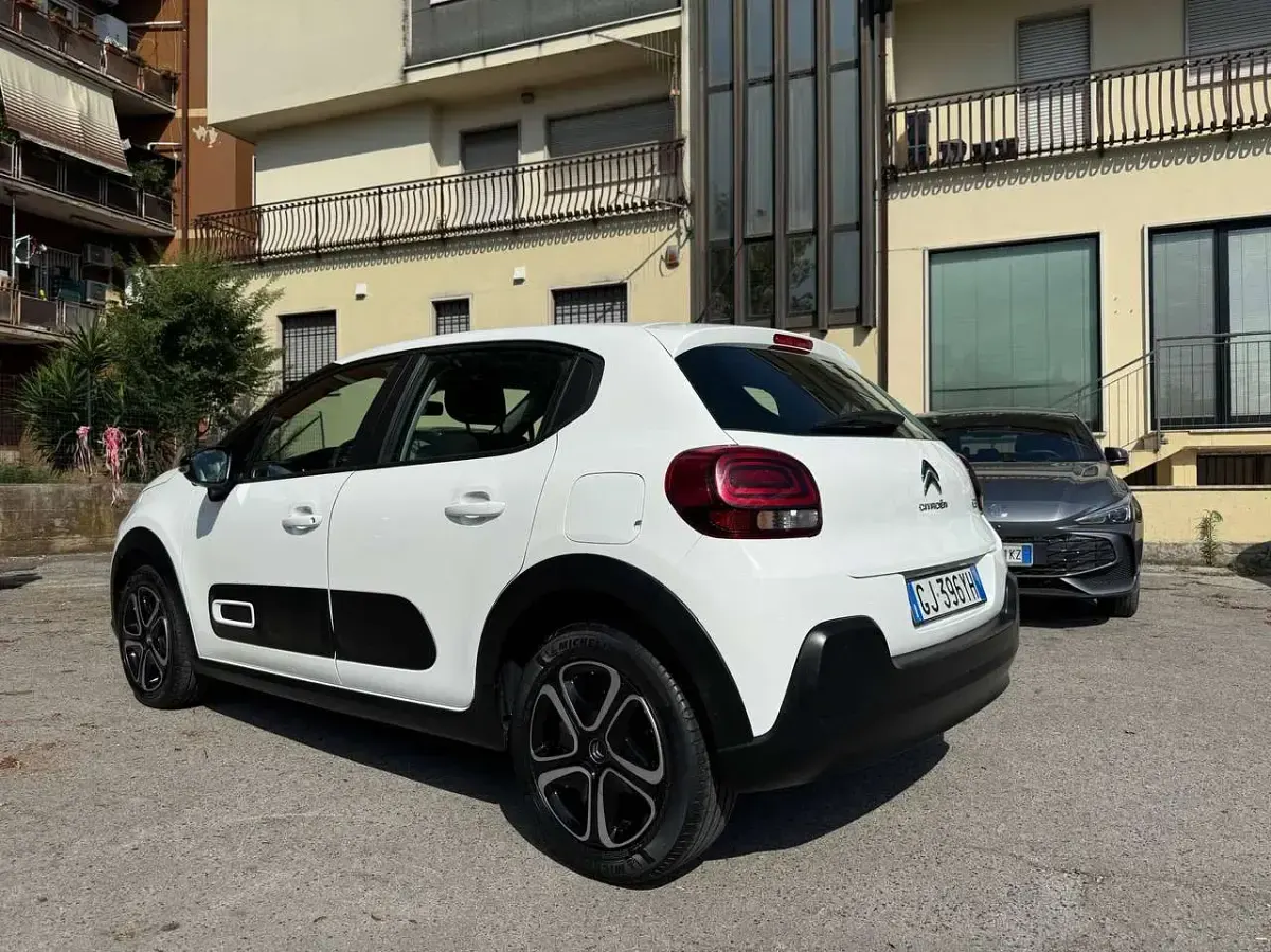 Usata Citroën C3 Feel 83 CV (61 kW) 2022 Bianco Utilitaria