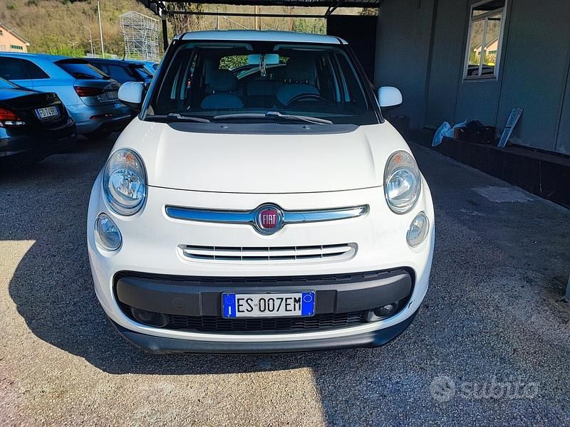 Usata Fiat 500L Lounge 84 CV (61 kW) 2013 Bianco Monovolume