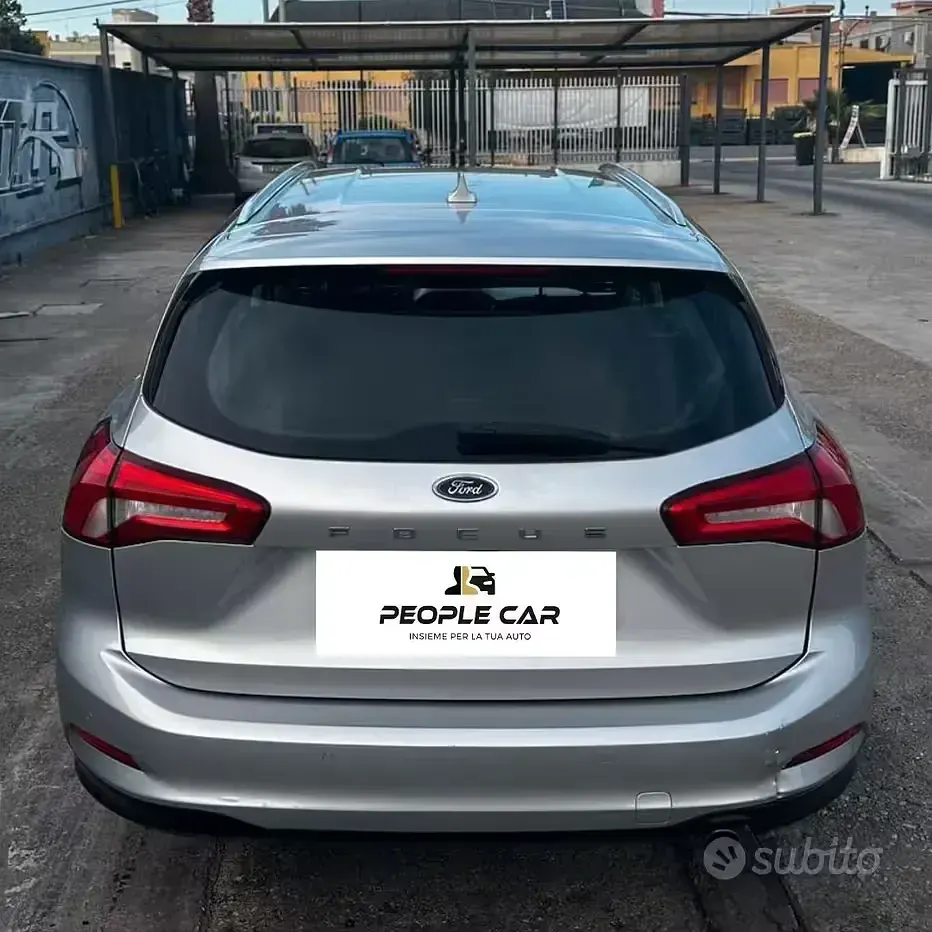 Usata Ford Focus 120 CV (88 kW) 2021 Grigio Station wagon