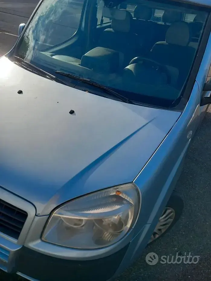 Usata Fiat Doblò 105 CV (77 kW) 2008 Monovolume