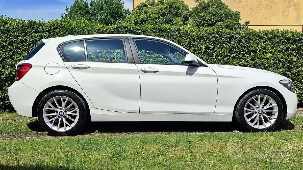 Usata BMW 118 143 CV (105 kW) 2013 Bianco Utilitaria