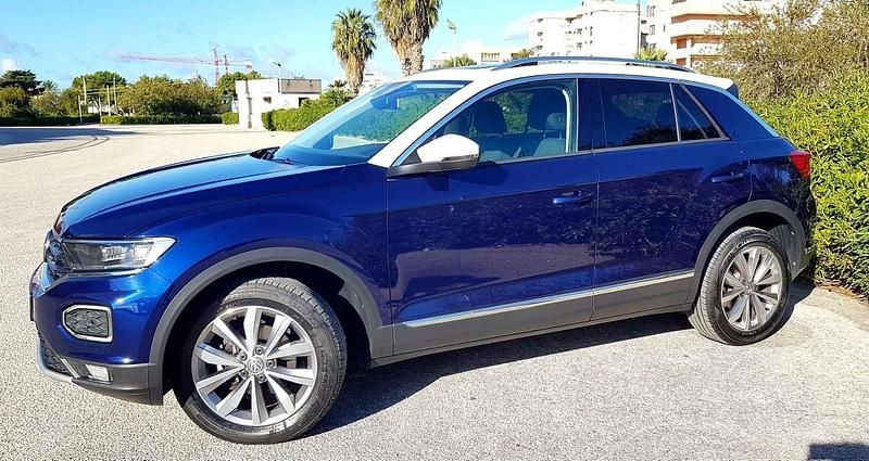 Usata VW T-Roc Advance 116 CV (85 kW) 2018 Blu/azzurro SUV