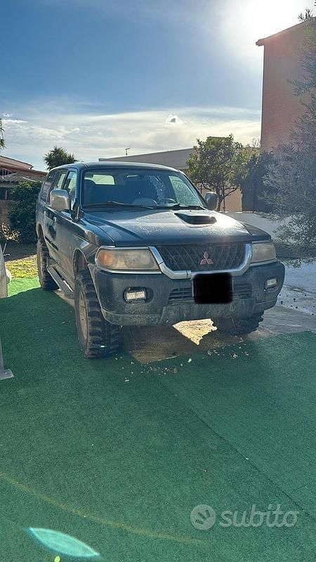 Usata Mitsubishi Pajero Sport 2001 Nero SUV